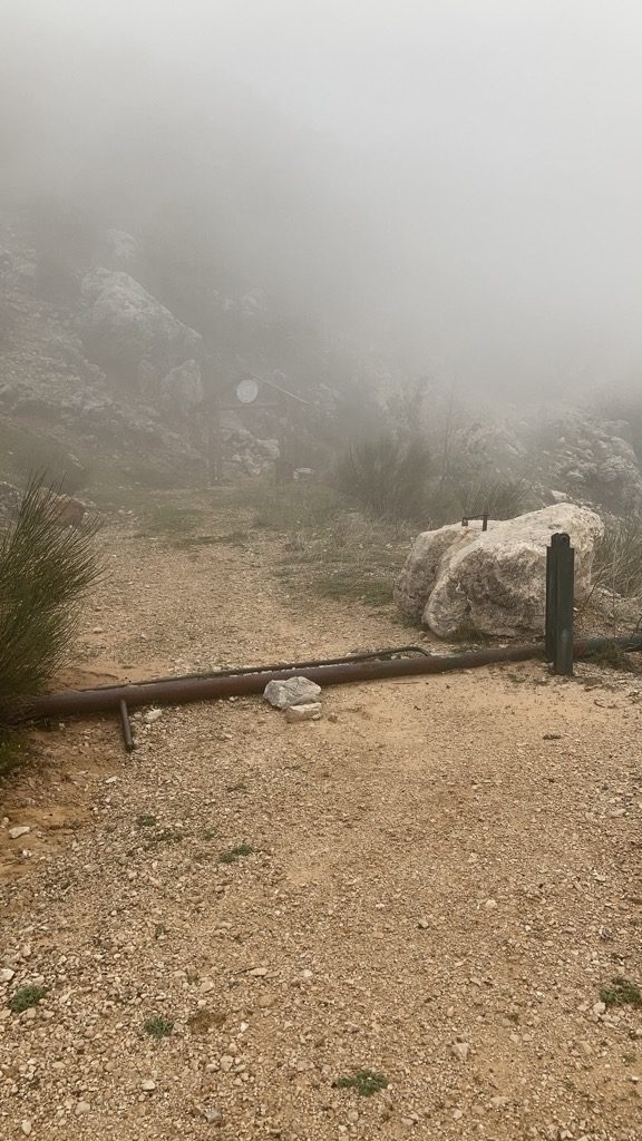 Sortie de Jabal Moussa dans le brouillard